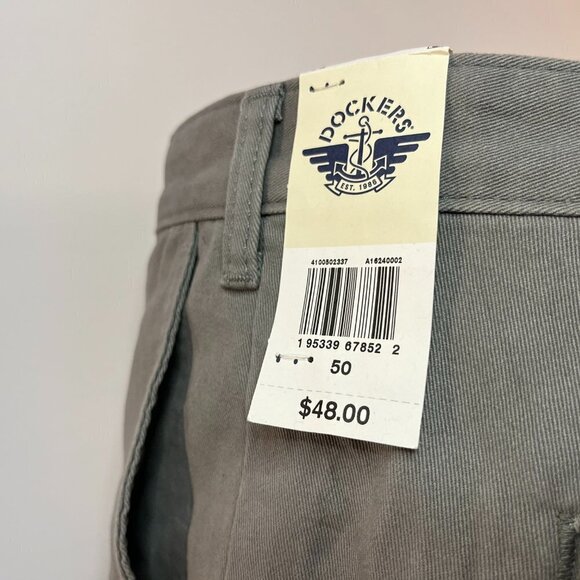 Dockers Big & Tall Men's Grey Waterless Perfect Shorts - Size 50 - NWT - Picture 4 of 6